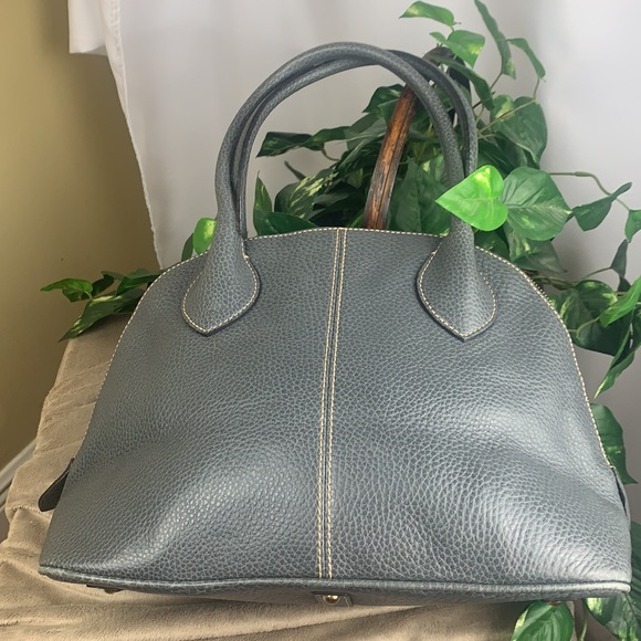 ❌TRADED
Dooney & Bourke Gray Pebbled Genuine Leather Purse Handbag - Picture 9 of 16